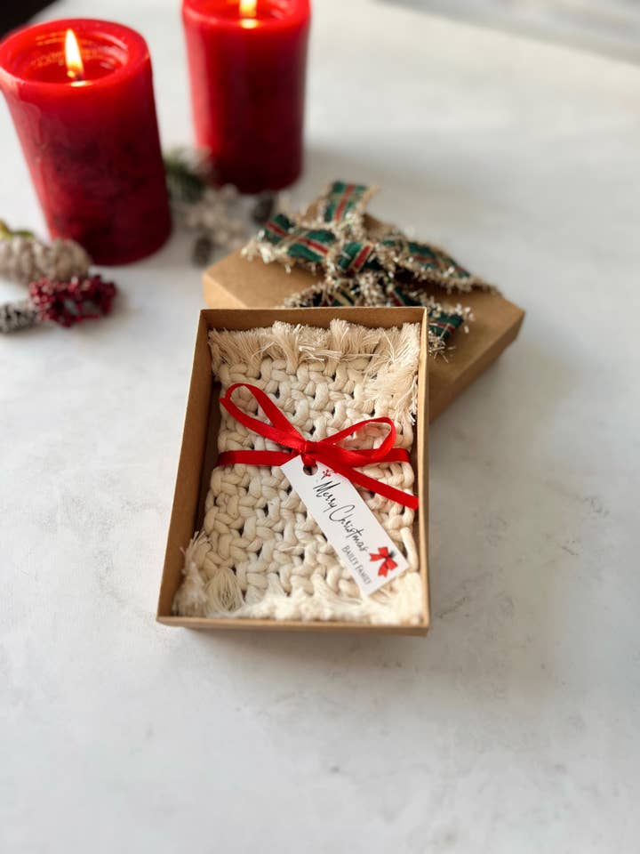 Macrame Coasters Gift, Bulk Macrame Gift, Christmas Gift Set for wholesale by Uniq Favors