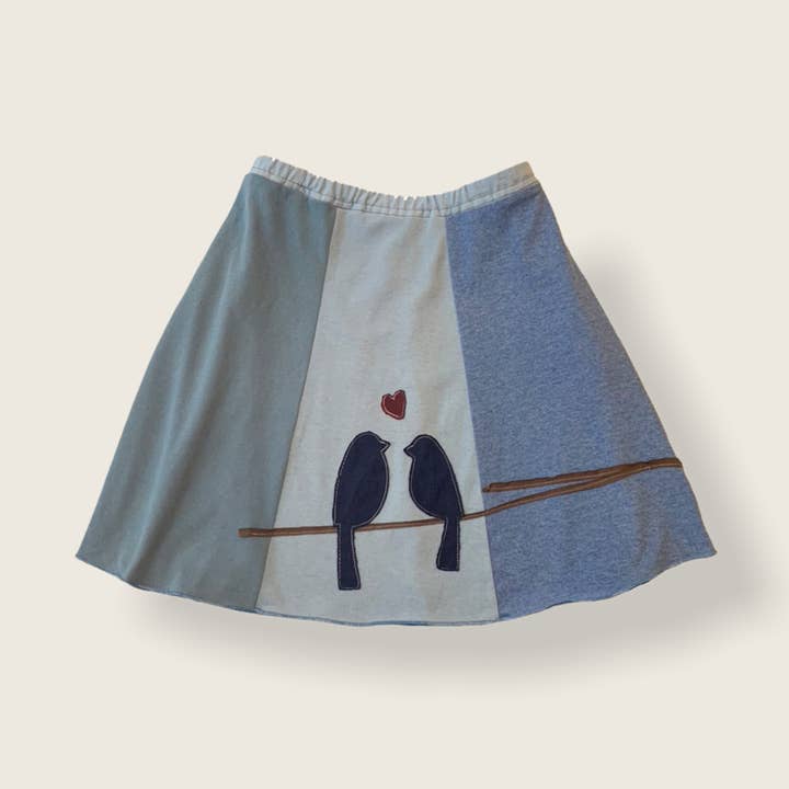 Mini Jupe Applique - Love Birds pour la vente par Sardine Clothing Co.