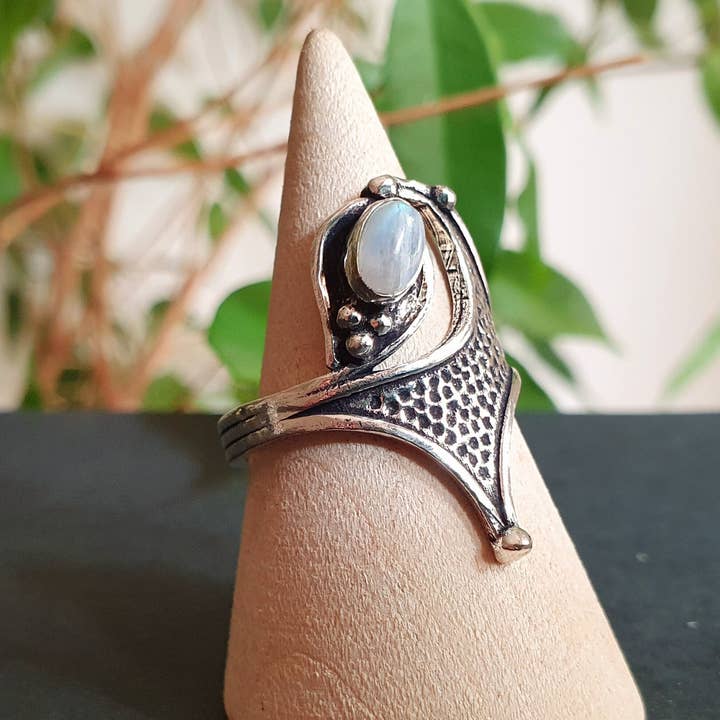 Kaali Boutique - Wholesale Multi-Stone Ring - Boho Moonstone Silver Ring / Pretty / Large / Ethnic / Rustic / Festival / Tribal / Blue / Hippie / Gypsy / Psy / Stone / Healing1