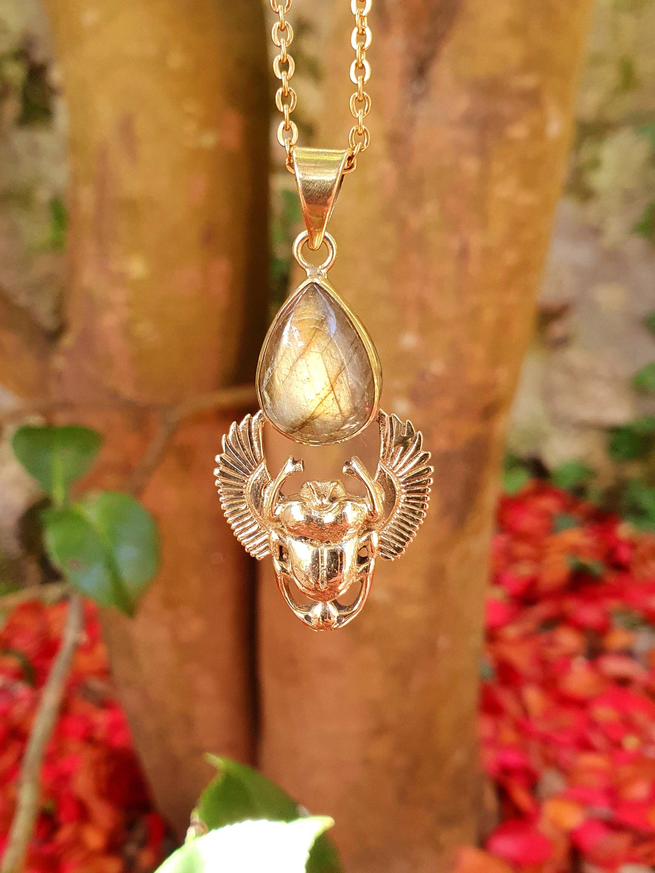 Kaali Boutique - Wholesale Pendant/Charm Necklace - Golden Scarab Labradorite Necklace / Talisman / Third Eye / Hypoallergenic / Brass / Boho / Inca / Ethnic / Illuminati6