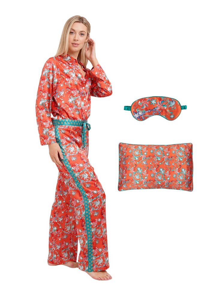 Pyjama and Sleep Set / "Golden Goose" for wholesale by Jessica Russell Flint