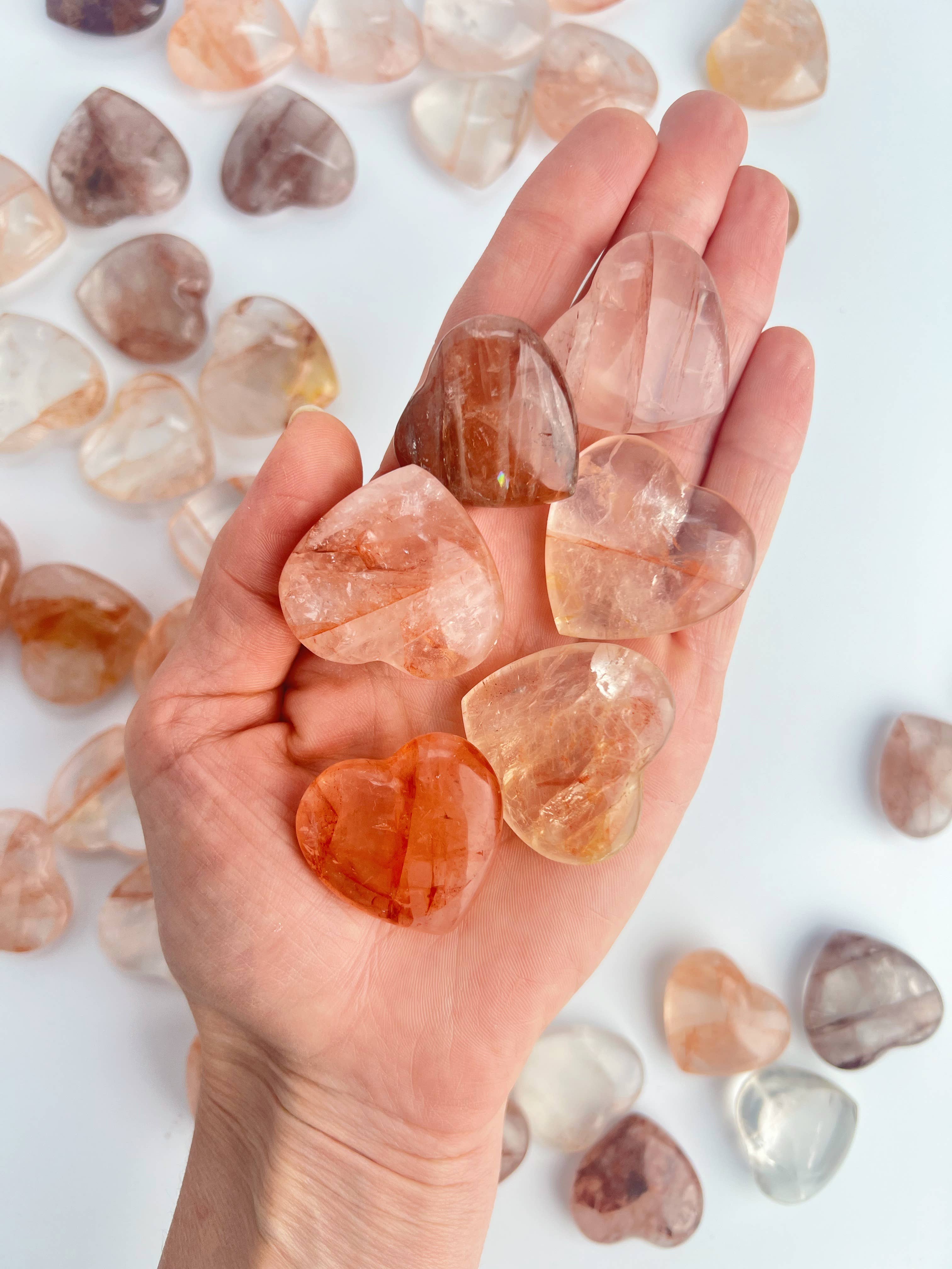 Terra Dawn Minerals - Venta al por mayor Piedras/cristales espirituales - Corazones de cristal de cuarzo hematolito sanador carmesí5