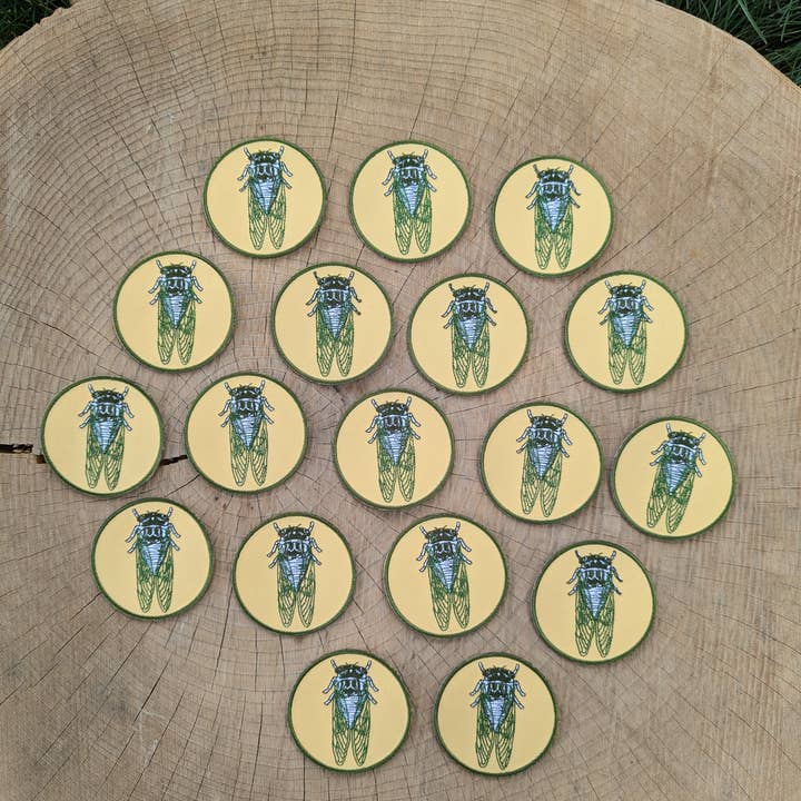 ilikesara | art + goods - Vente Écusson - écusson thermocollant | cigale - rond de 2,5 pouces1