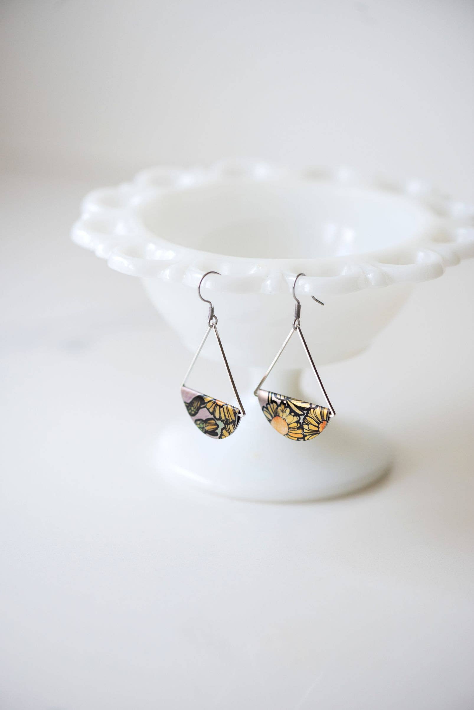 Giftologie - Wholesale Dangle Earrings - Glee Club Dangle Earrings - Silver0