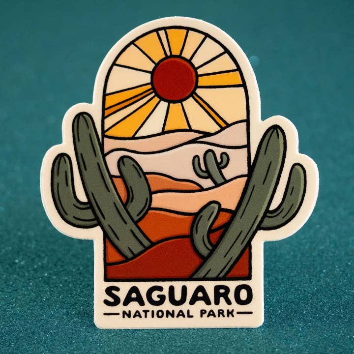 Saguaro National Park - Vinyl klistermärke - Desert Sunset Cactus för wholesale av Little Hiker Bird