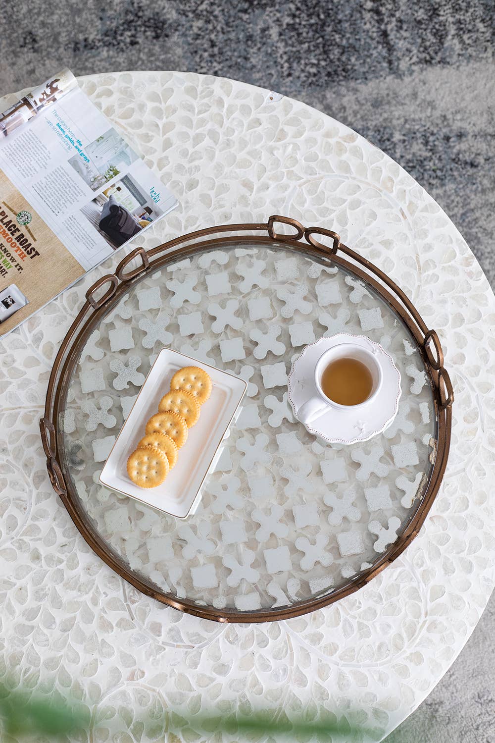 A&B Home Group Inc. – Engroshandel Pyntebakke – D18x2" Sofistikeret Geometrisk Spejlbakke5