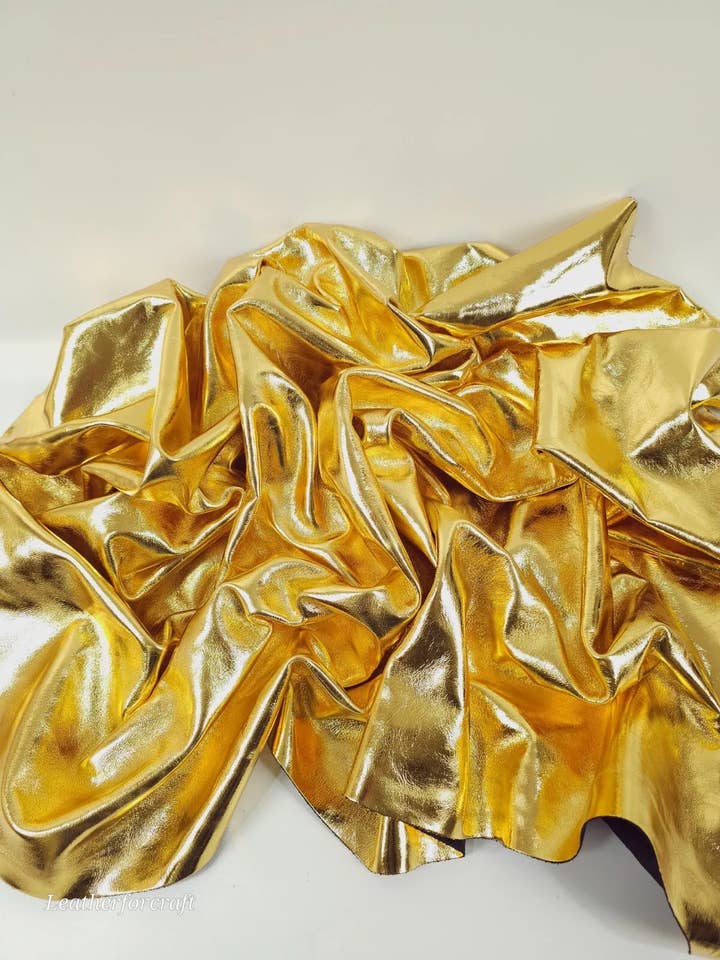 Guld 7934 Metallisk Fræset Kalveskind Blødt Læder for engroshandel hos Leatherforcraft