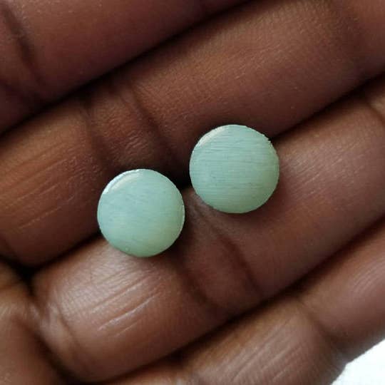 Mint Grön Studs för wholesale av Holey Moley Accessories