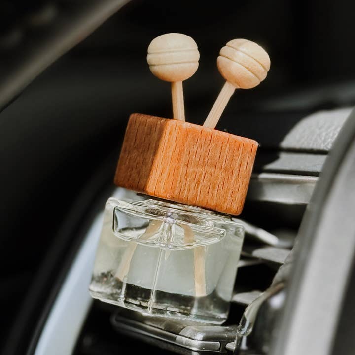 Hearth and Craft Candle Co. - Wholesale Car Freshener - Unisex - Cozy Car Diffuser + Refills0