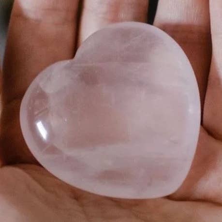 Rose Quartz Crystal Heart for wholesale by CRISTALLI E STELLE