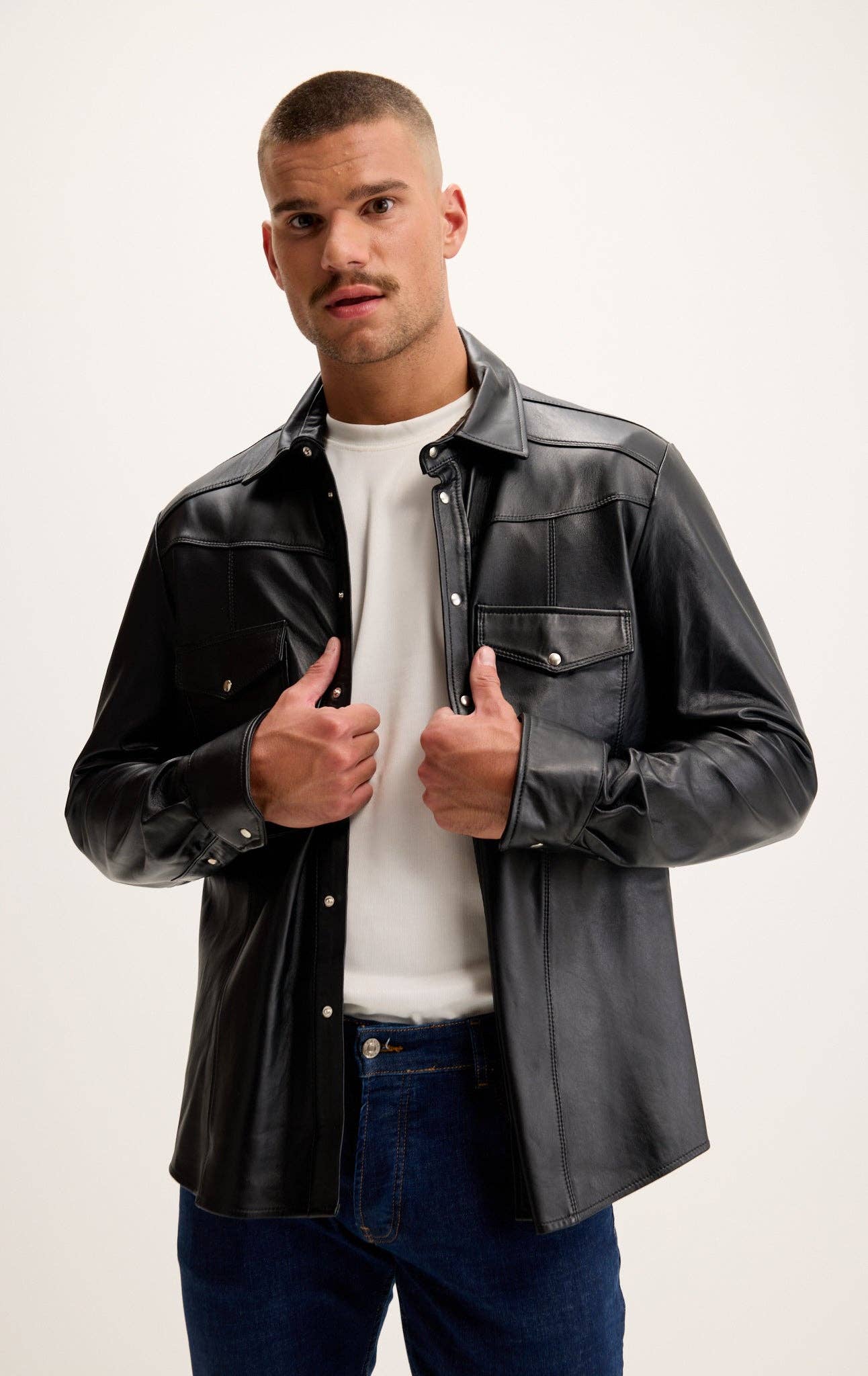 PRETO Camisa de Pele de Cordeiro Genuína Masculina - Preto para venda a revendedores na Faire8