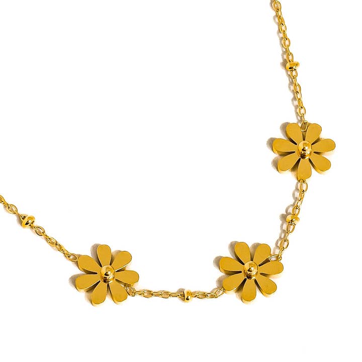 Suzette 18K Gold Non-Tarnish Dainty Daisy Necklace for wholesale on Faire