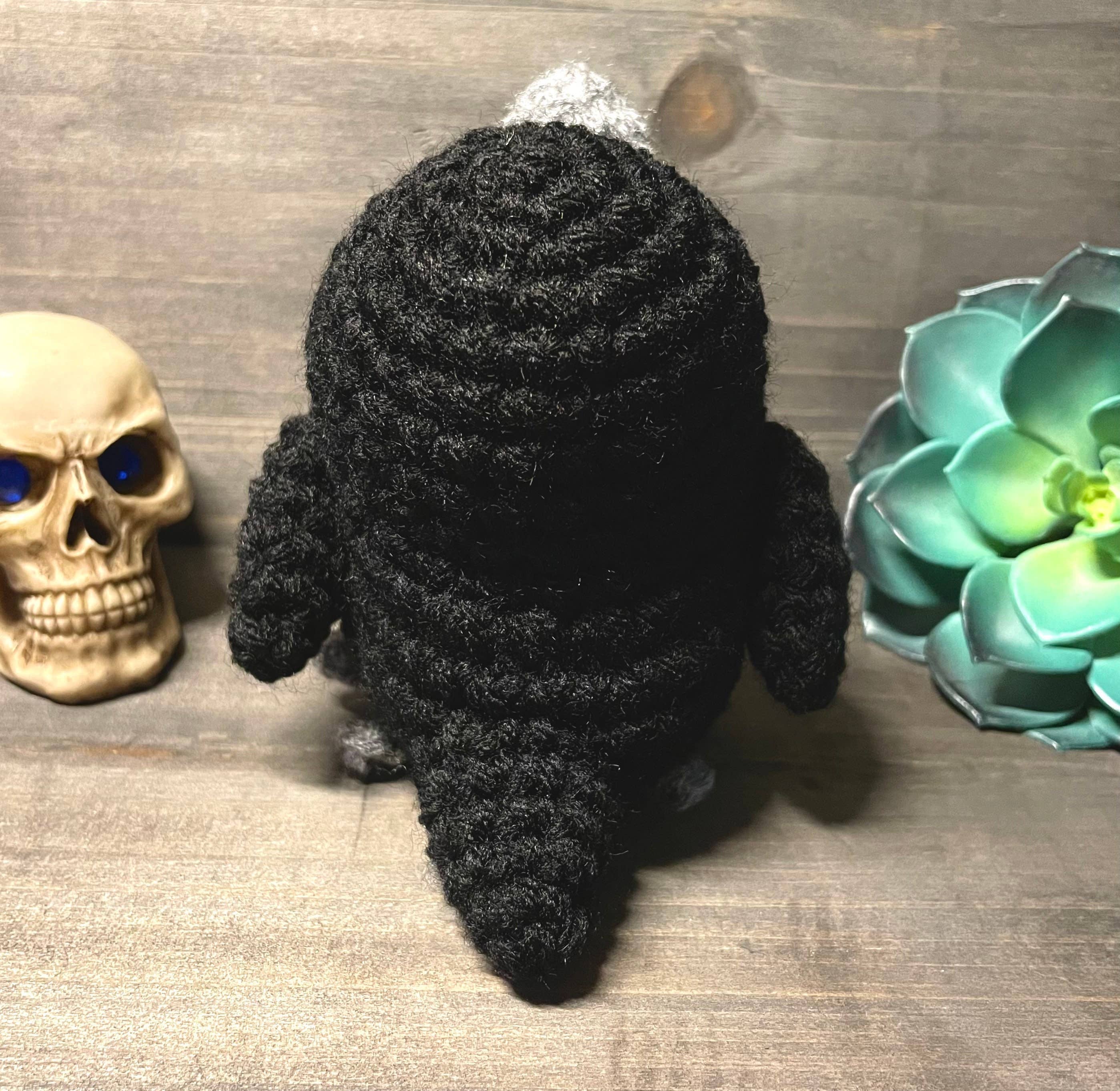 TOMOPOD LLC - Wholesale Decorative Tabletop Object - Crochet Crow Plush, Goth Father's Day Gift,Home Decor6