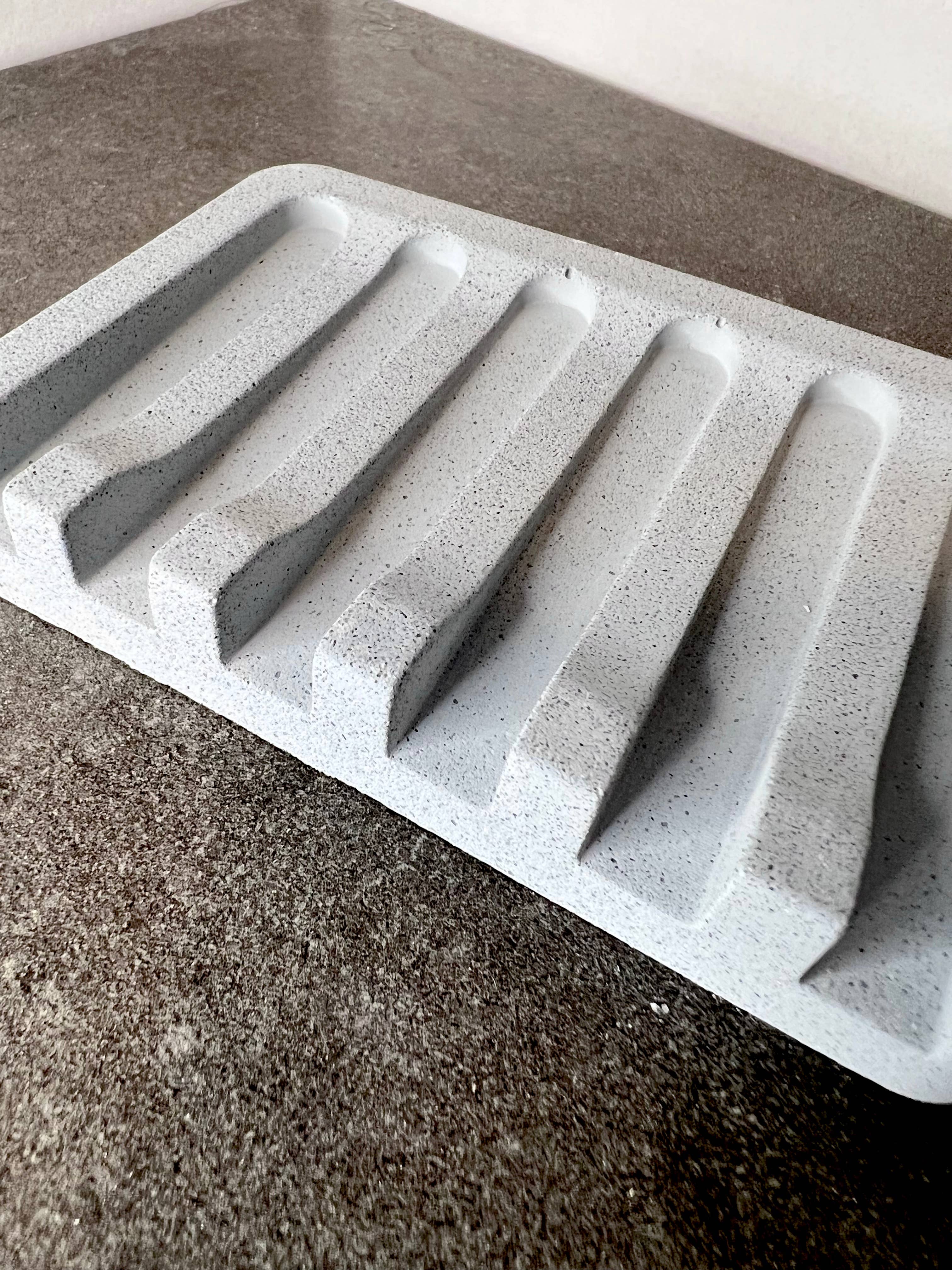 EMB Pretty – Großhandel Badeseifenschale – Grobe Seifenschale, Seifenstange aus Marmor, Badezimmer aus Stein, modern1