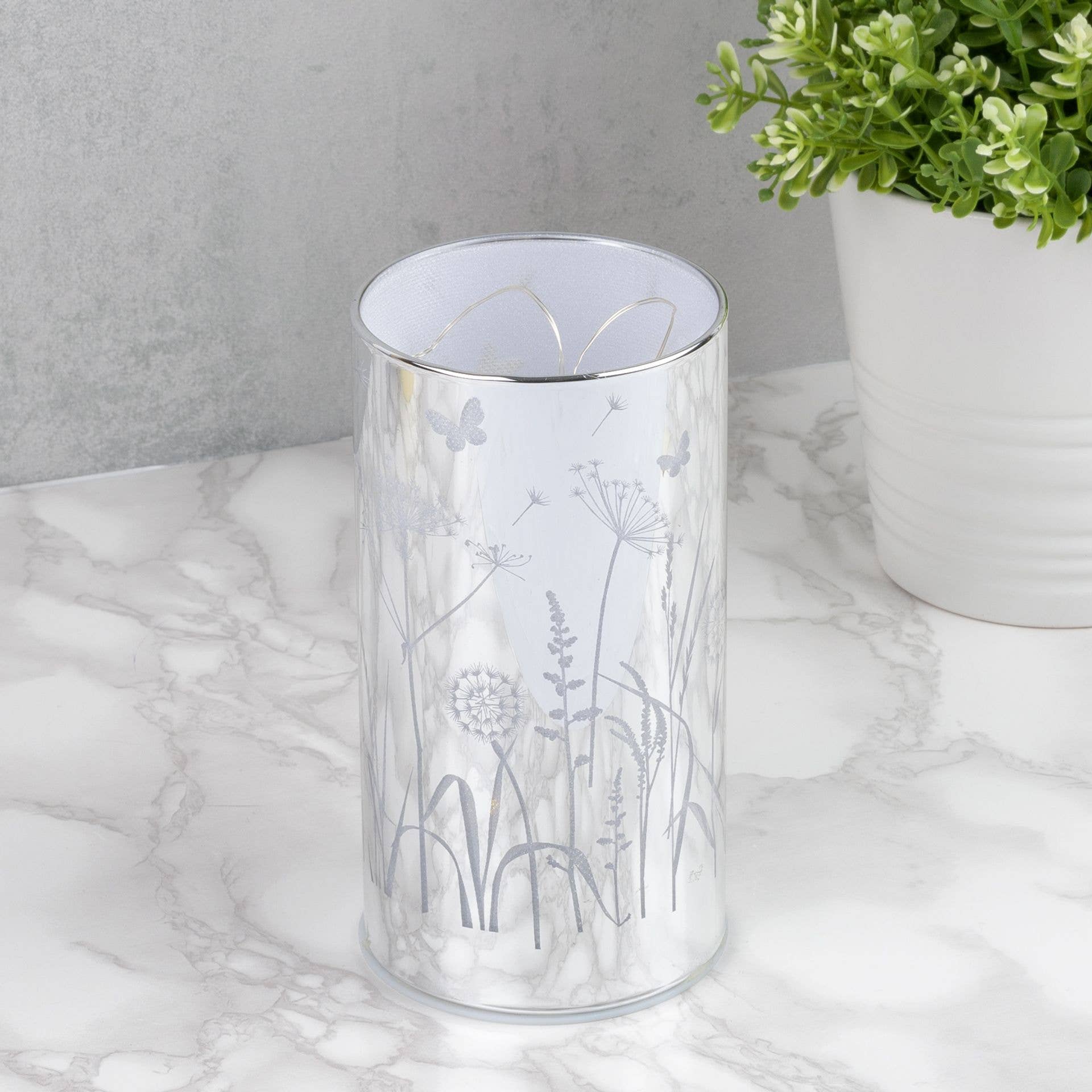 WIDDOP and Co. - Wholesale Lantern - Glass Flower Design Tube with LED Lights 15cm2