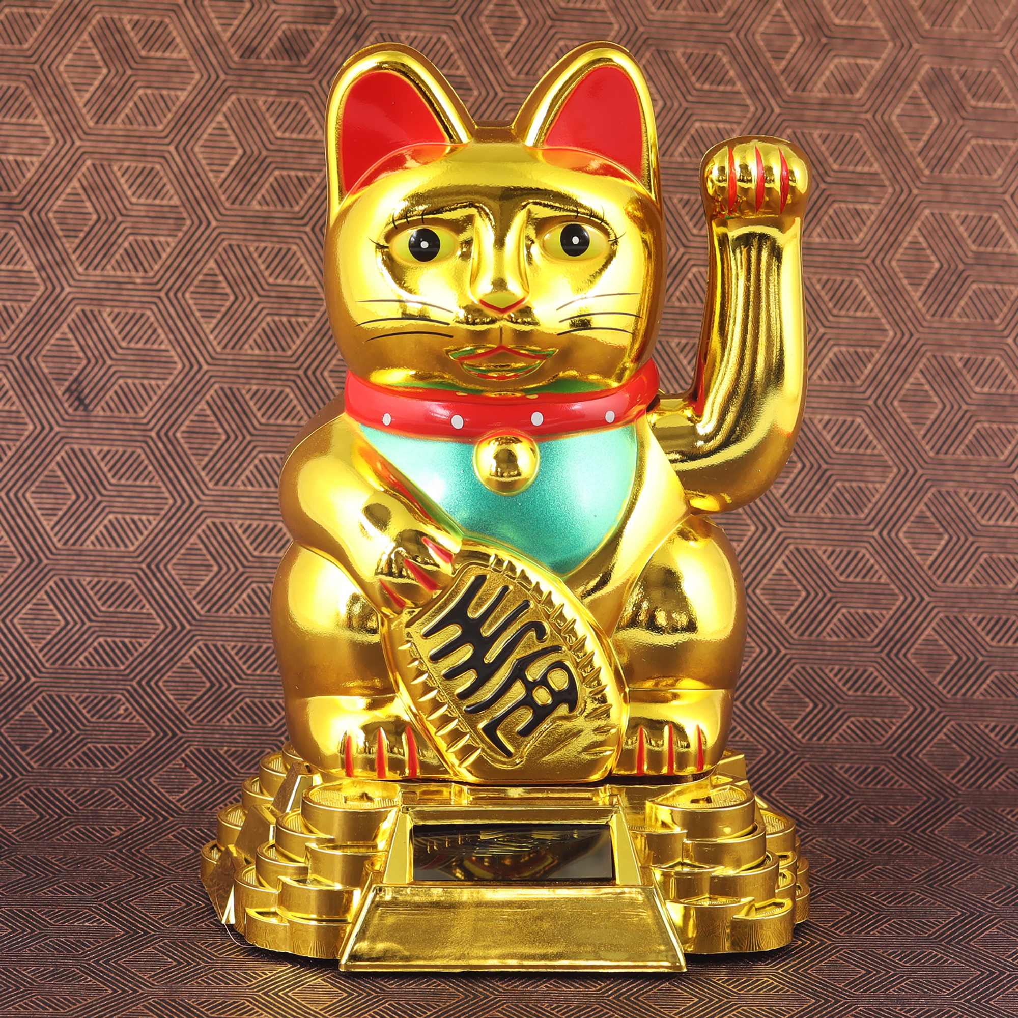 Tribal Trade GmbH - Wholesale Decorative Figurine - Lucky cat Maneki-neko waving cat solar round 15cm gold5