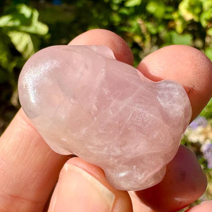 gemstone toad 3cm crystal frog 1 inch carved stone animal uk for wholesale by Elf Kendal Hippies