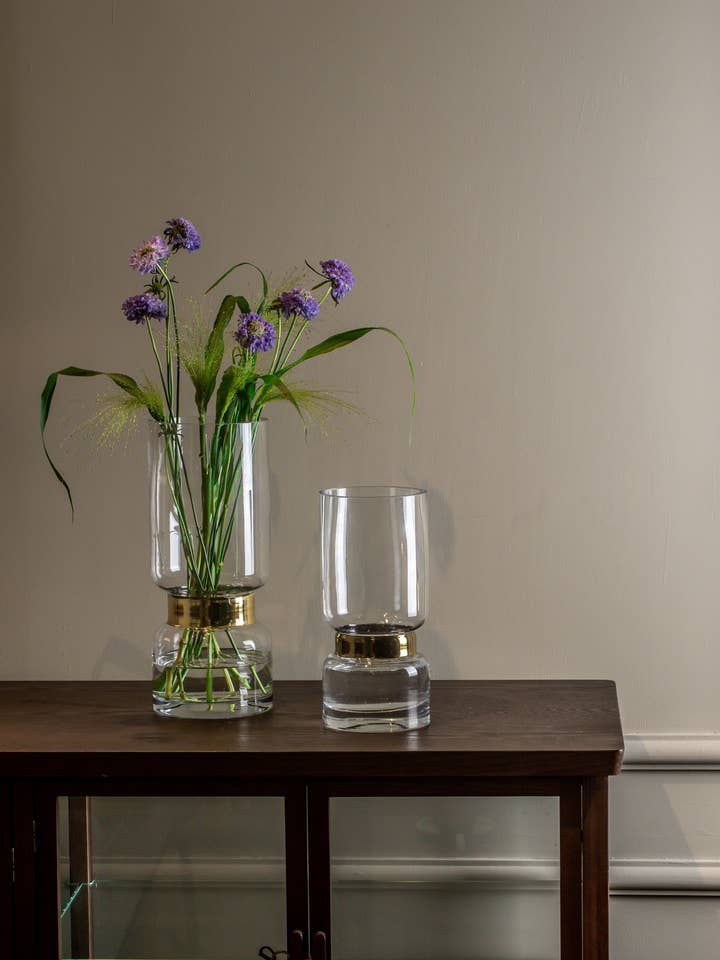 Retro futurista, jarrón de cristal de lujo transparente con TRIER SI plateado para venta al por mayor de Element Accessories EU