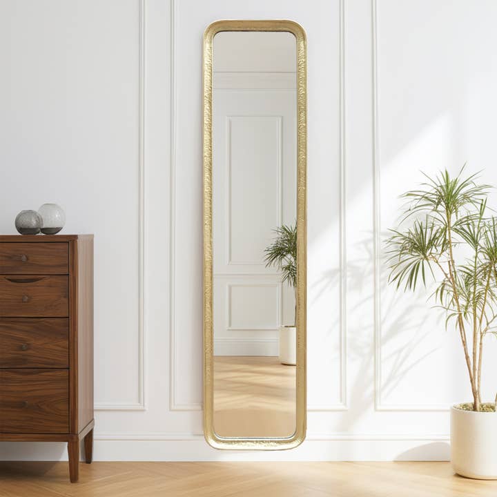 Specchio da parete con cornice in metallo dorato per la vendita all'ingrosso da parte di Paris Loft Inc