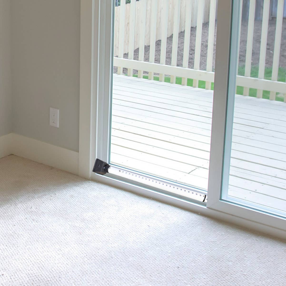 Flipo Group, Ltd. - Wholesale Safety Alarm/Gear - Door Jammer with Alarm3