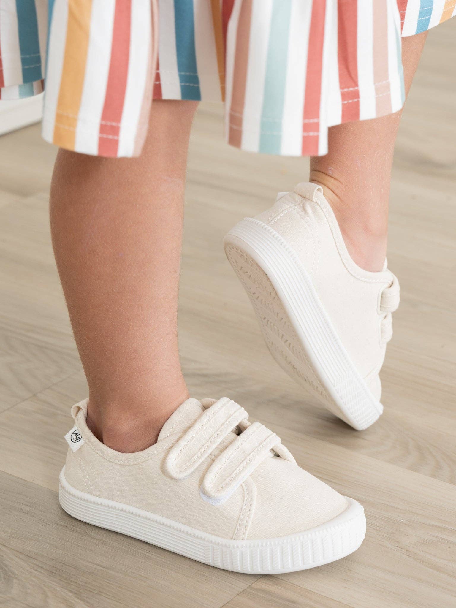 Marie Nicole Clothing - Wholesale Lifestyle Sneakers - Kids - Kids' Classic Canvas Velcro Sneaker16