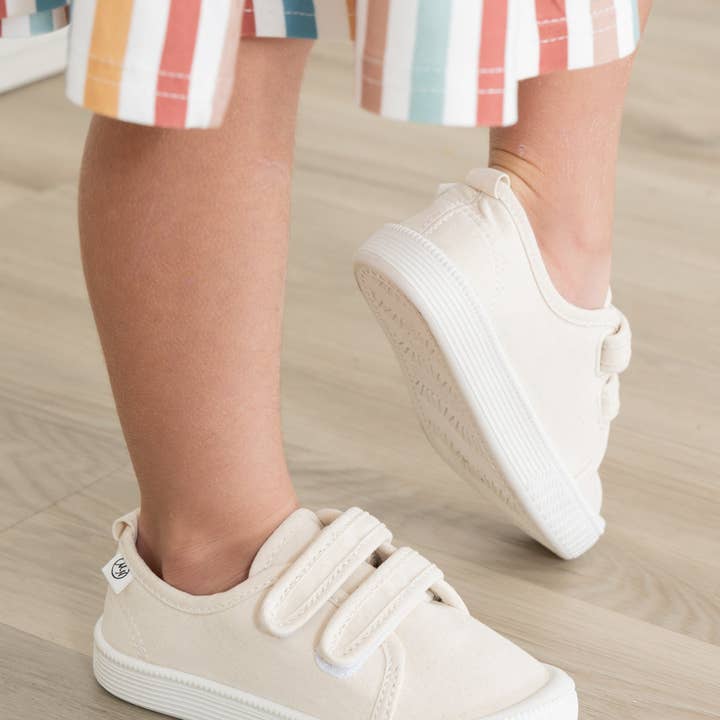 Marie Nicole Clothing - Wholesale Lifestyle Sneakers - Kids - Kids' Classic Canvas Velcro Sneaker16