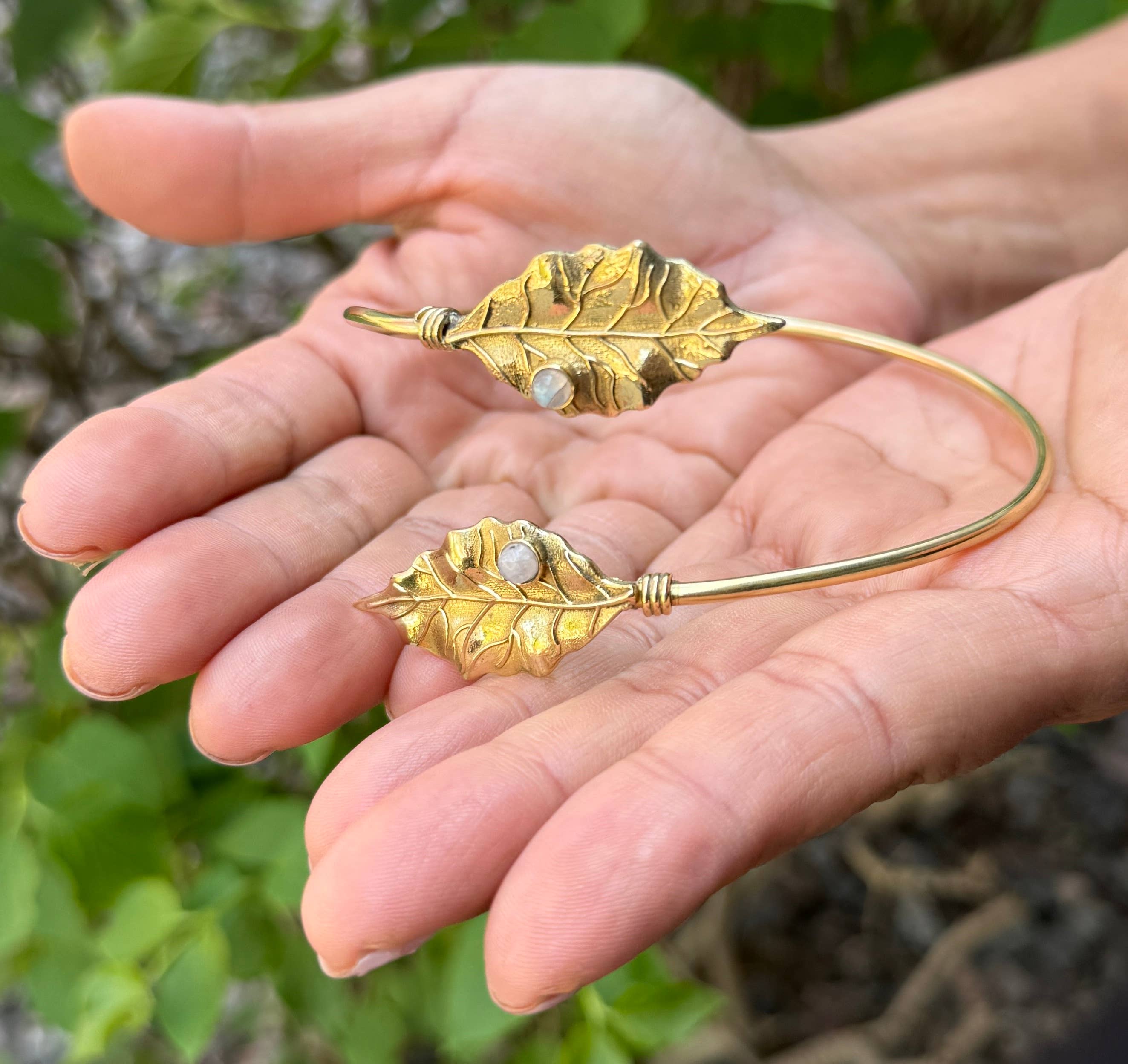 Lungta Imports - Wholesale Charm/Dangle Bracelet - Handcrafted Arm Cuff Bracelet Armlet Armband With Stones16