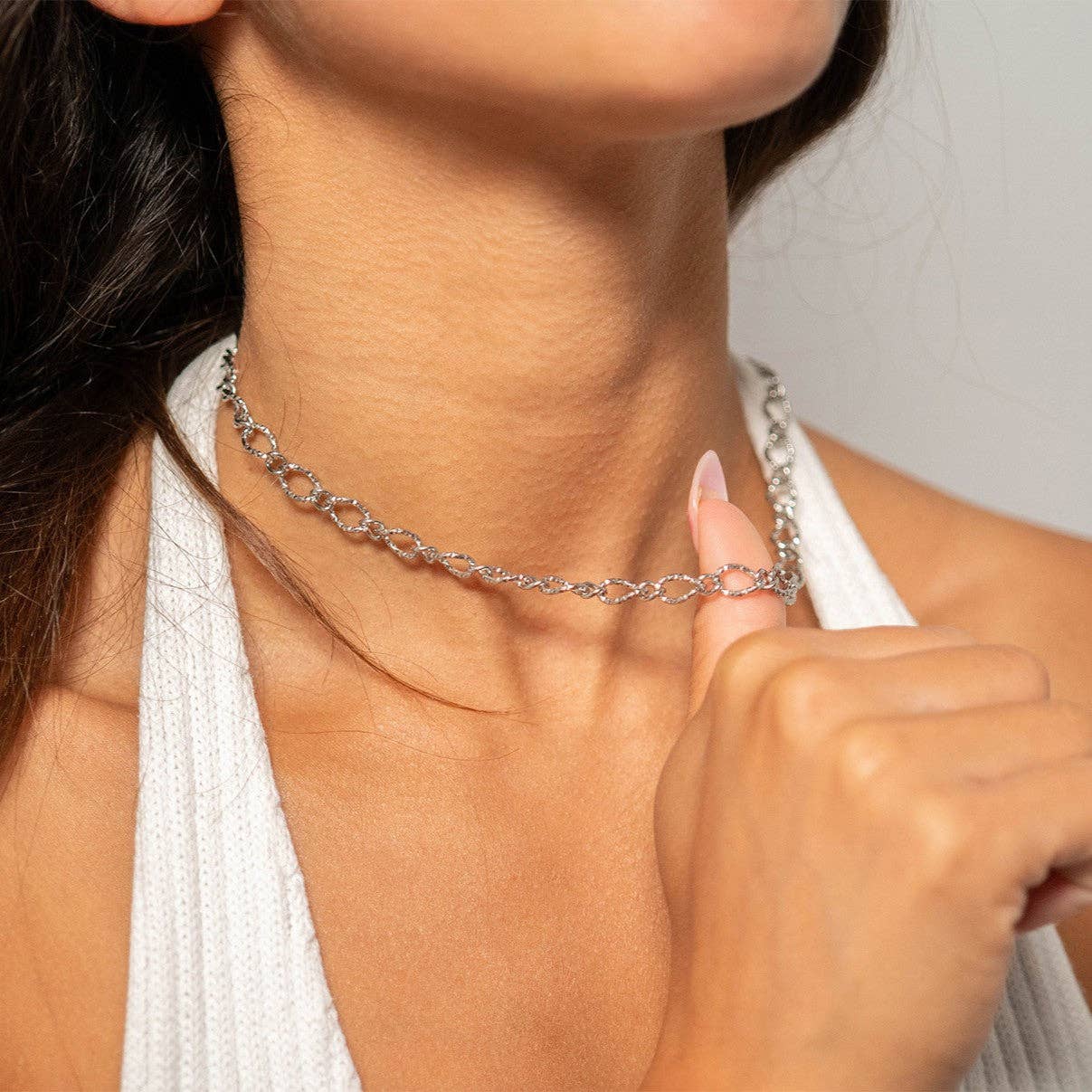 WJW - Wholesale Link & Chain Necklace - 18K Gold PVD Stainless Steel Hammered Oval Chain Necklace9