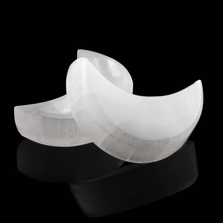 UniArt - Wholesale Spiritual Stone/Crystal - Selenite moon bowl4