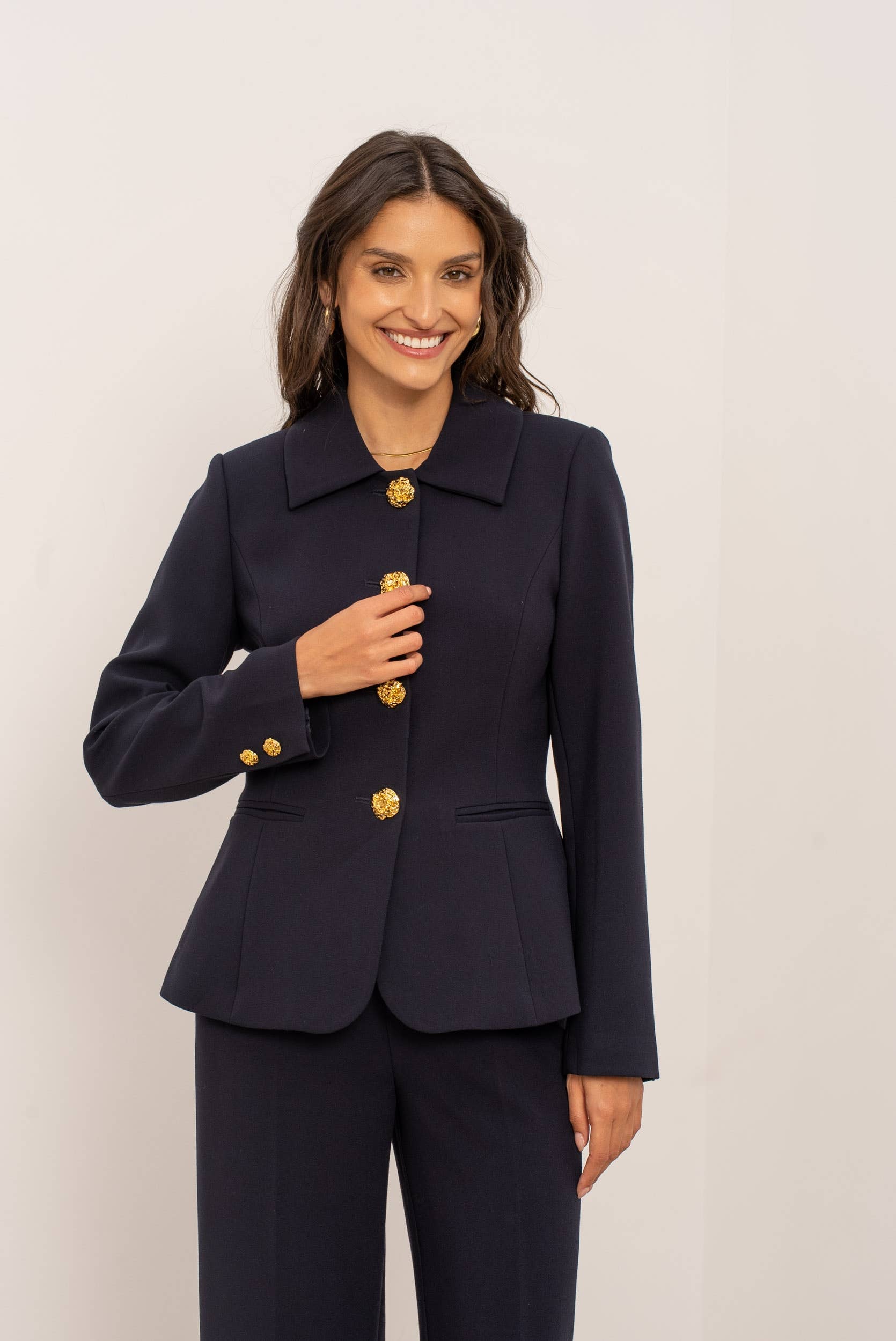 Attentif Paris - Wholesale Jacket - Women's - [Aura] Fitted jacket with shirt collar and gold buttons40