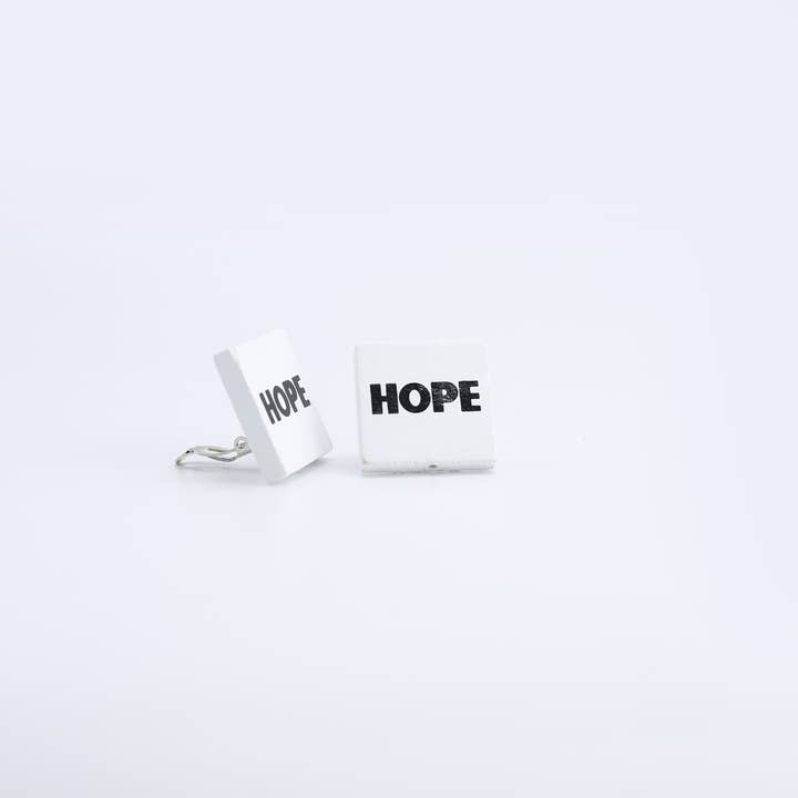 Jianhui London – Engroshandel Clip-on-øreringe – LOVE & HOPE Clip On øreringe2