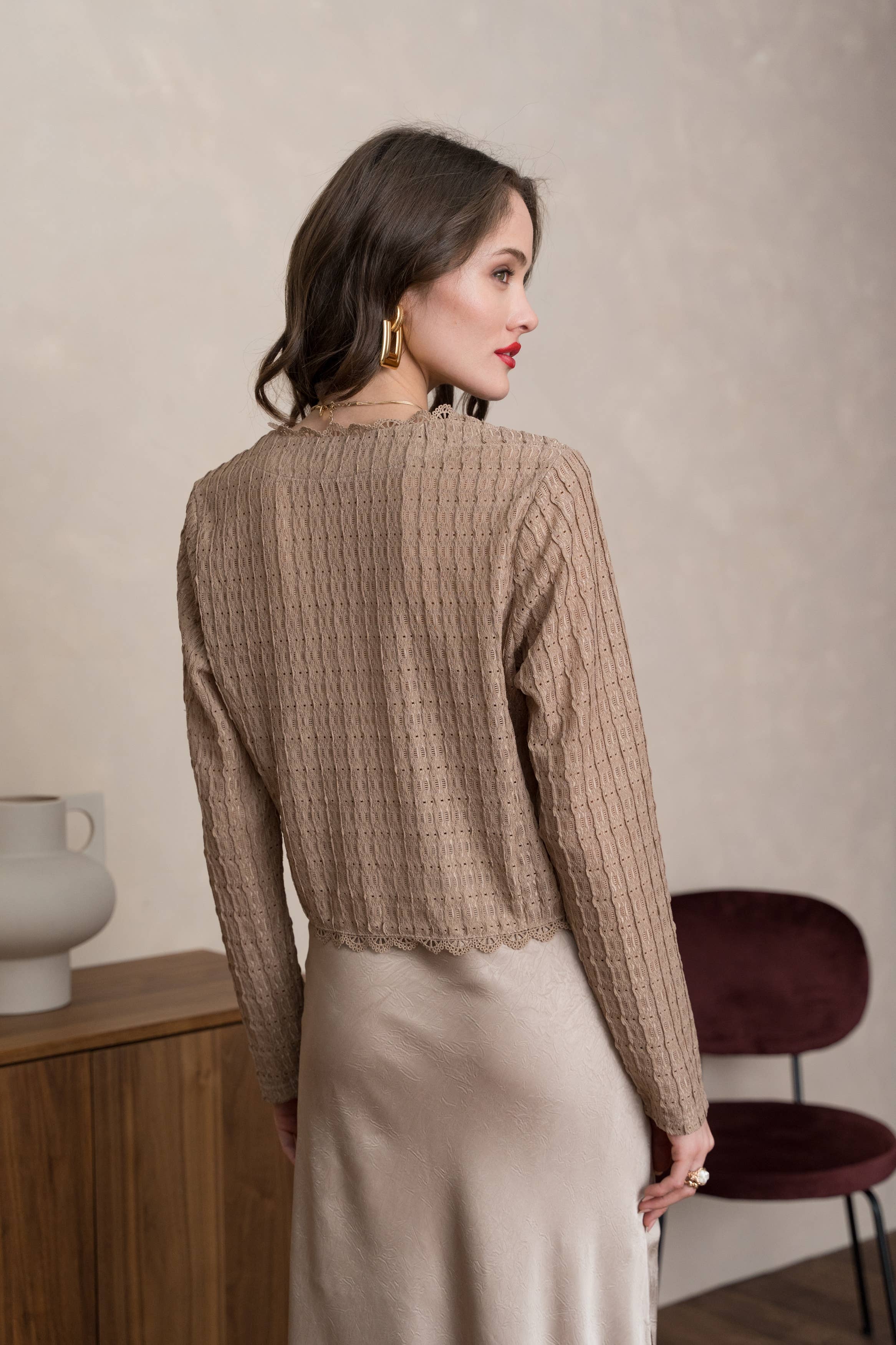 LULUMARY - Wholesale Blouse - Women's - Textured cropped blouse CH235A17