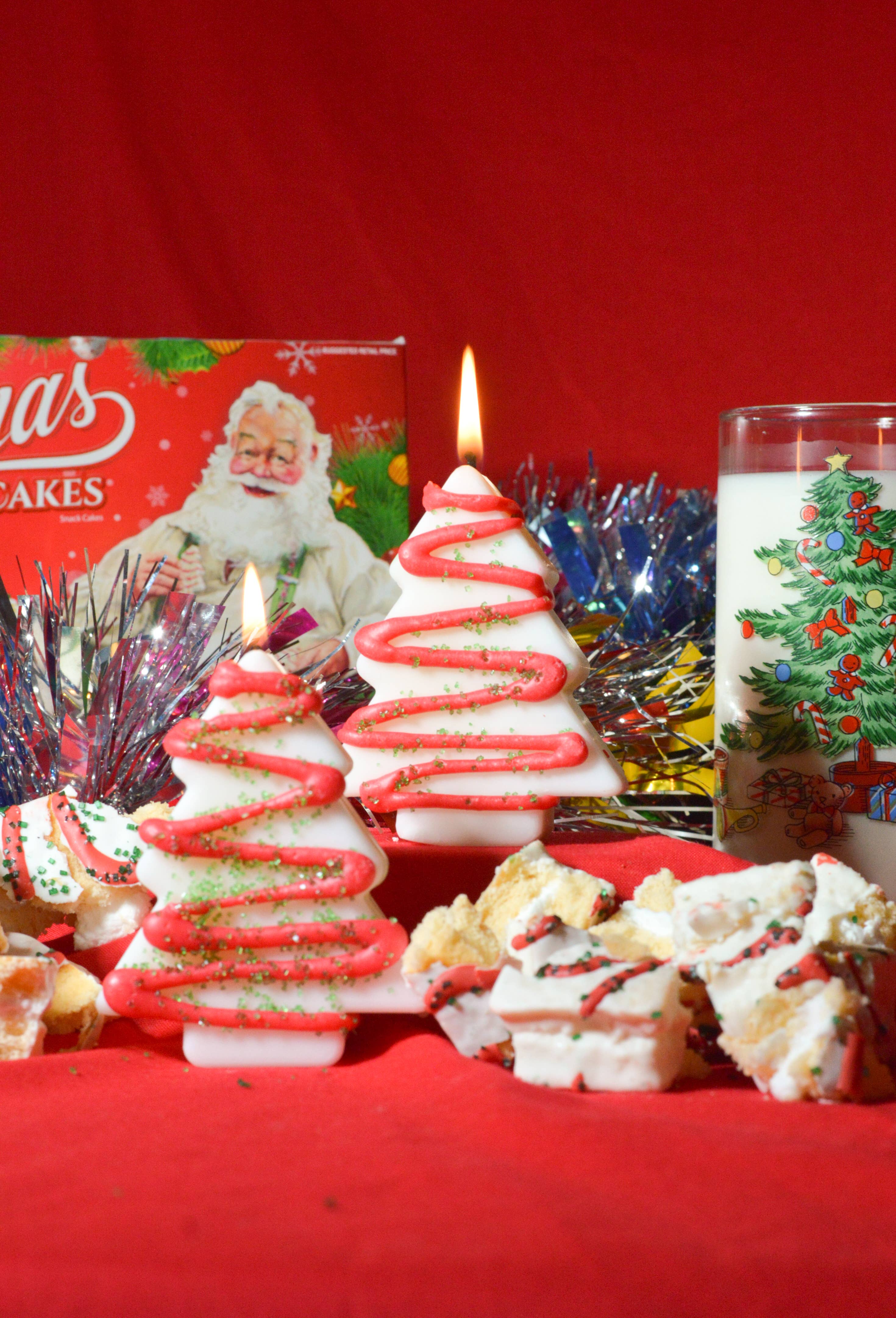 Glow Worm Goods - Wholesale Novelty Candle - The Little Tree Cake Candle2