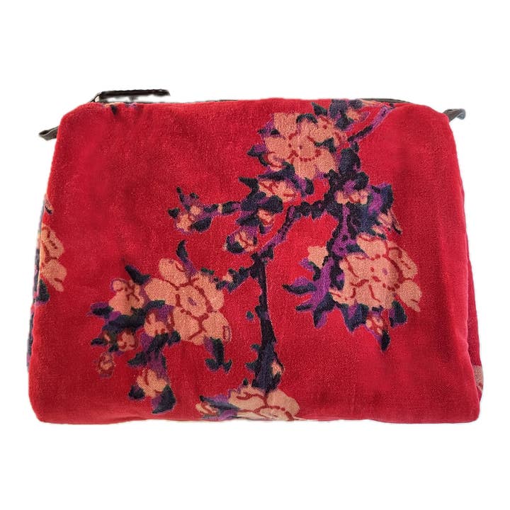 Rom Fløjlstaske Sakura Rød for engroshandel hos Little Journeys Chicago