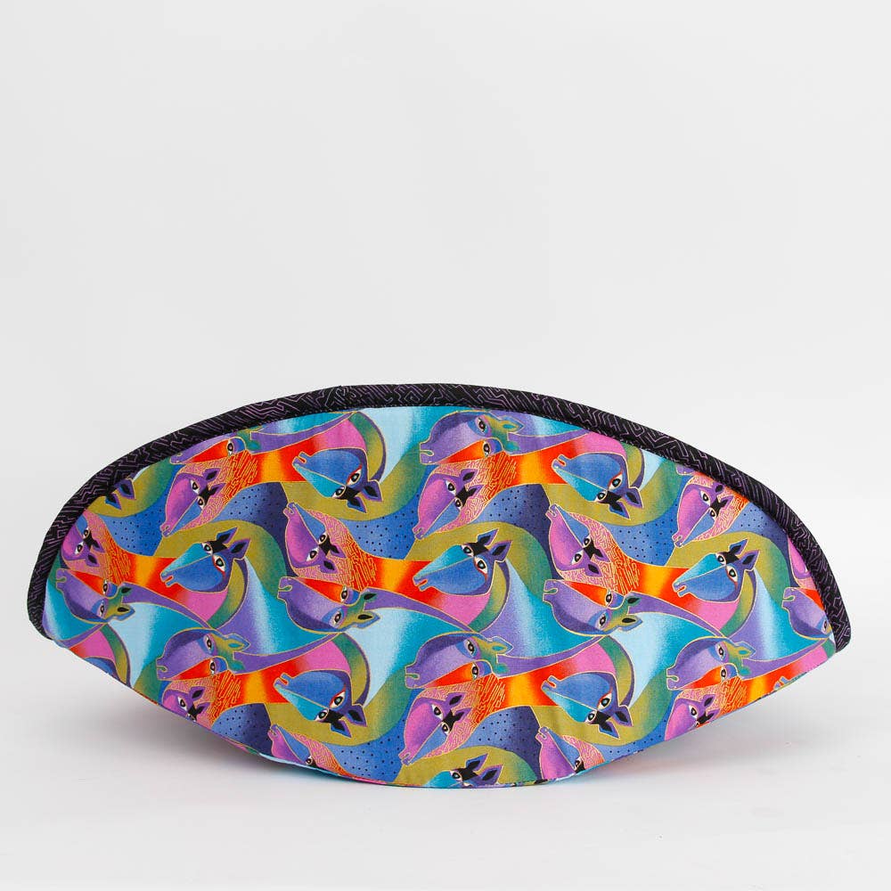 The Cat Ball - Wholesale Pet Bed - Cat/Dog - Jumbo Cat Canoe Bed - Taco-Shaped Nest for Cats and Dogs2