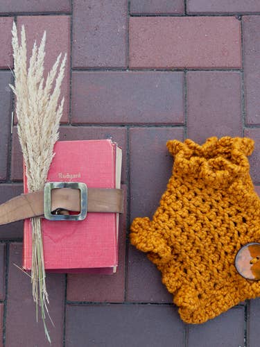 Bufanda con volantes de cuello cosecha para venta al por mayor de Rachel Cordaro