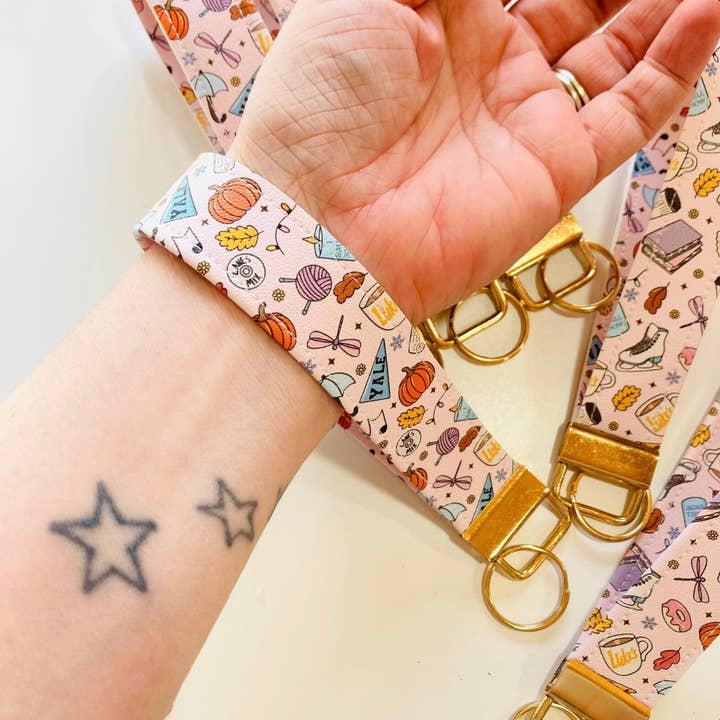 Chapter & Ink - Wholesale Keychain – Women's - Gilmore Girls Leatherette Wristlet Keychain2
