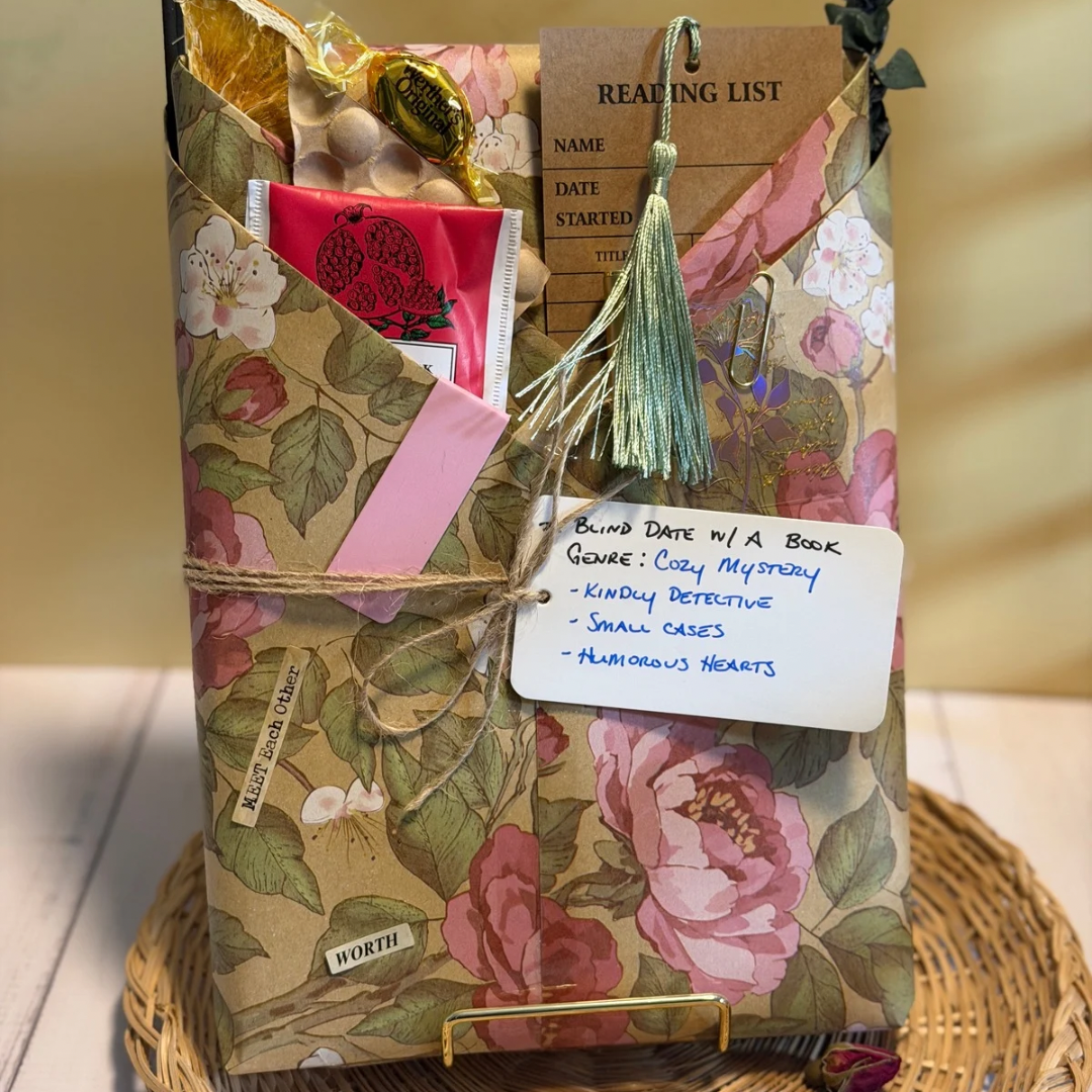 Wow Just Wow Candle Co – Livro de exibição por atacado – Encontro às Cegas com um Livro Inclui Novos Romances & Guloseimas6