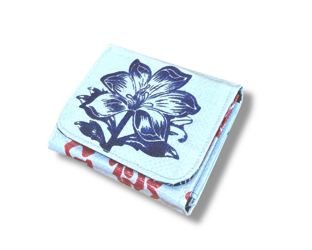 TORRAIN Recycled Bags - Wholesale Wallet - Women's - Eco Packet Bifold Wallet2