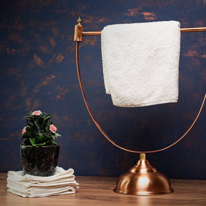 Handgefertigter Kupfer-Handtuchhalter | Kupfer-Hängeleiste für Badezimmer & Küche | Bauernhaus Vintage Kupfer Wohnkultur für den Großhandel von ALFIQ Copper