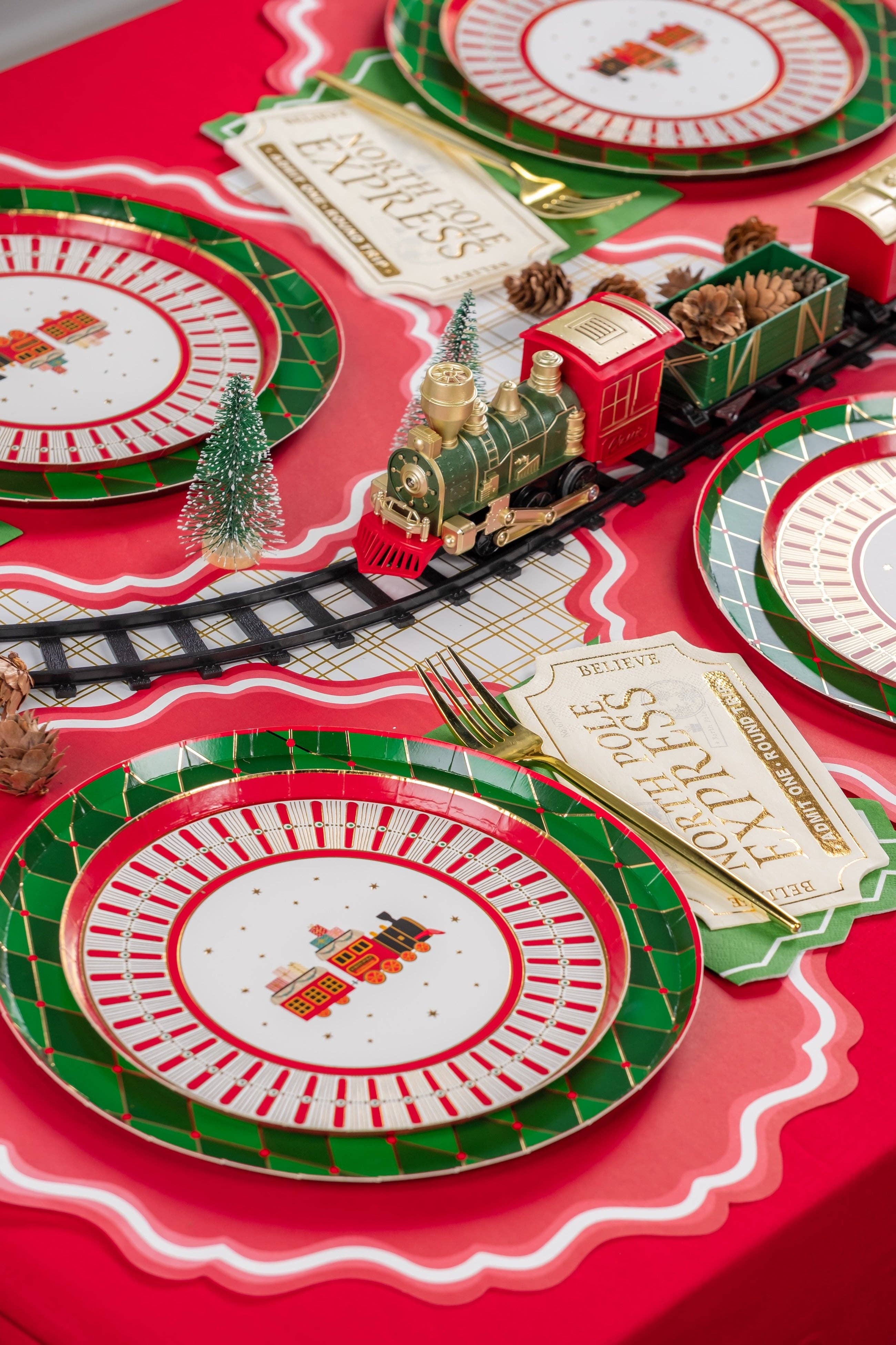 Gatherings by Curated Paperie - Wholesale Disposable Placemat - MCL23-PL2- Bright Red Fancy Scallop Paper Placemats3