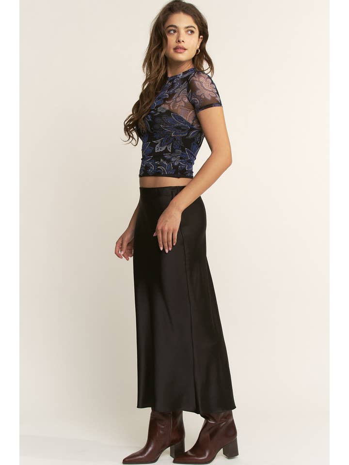 YNEZ - Wholesale Blouse - Women's - Boho Paisley Crew Neck Mesh Dressy Cocktail Top Tee4