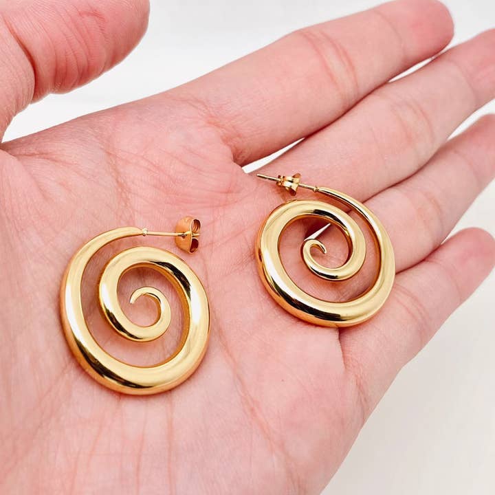 Mio Queena - Wholesale Hoop Earrings - Smoke Shape Stainless Steel Hoop Earrings - FGS