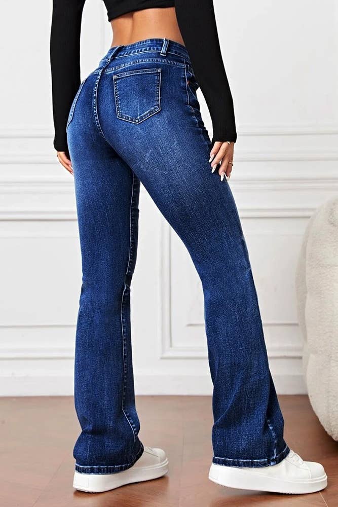 UNISHE - Wholesale Jeans - Women's - High Waist Distressed Flare Jeans ZK9924