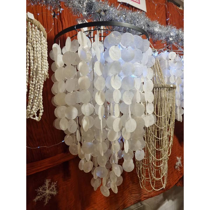 Bali and co - Wholesale Chandelier/Hanging Light - MOTHER-OF-PEARL DISC PENDANT1
