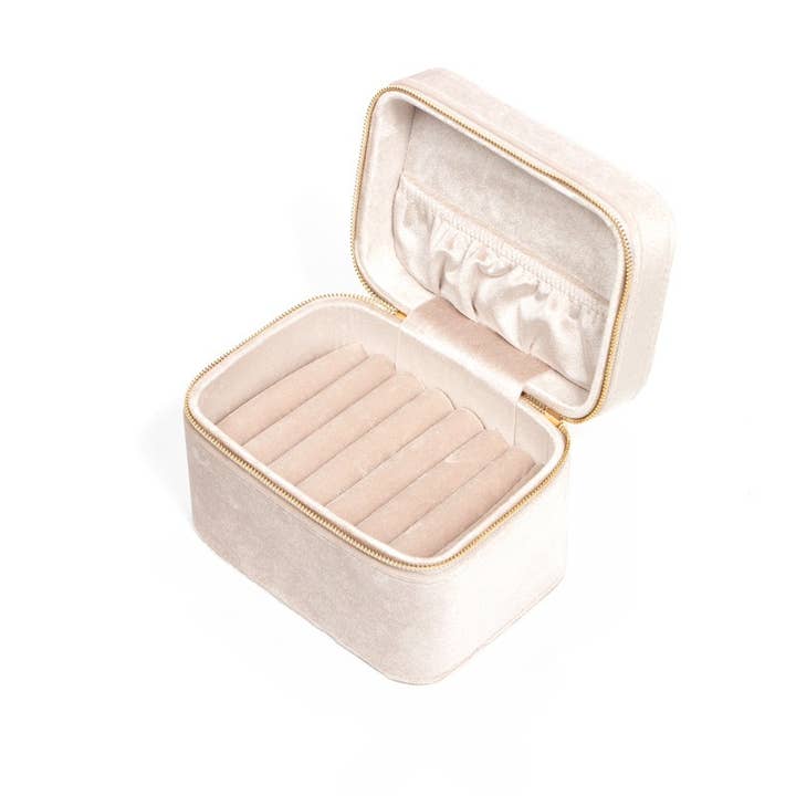 NARWEY INC – wholesale Jewellery box/organiser – Velvet Bracelet Jewelry Box-7 Slots, Bangle Box,Holder6