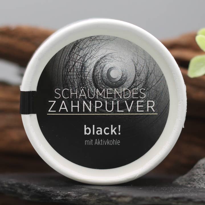 Tooth powder black! fra Sonnengrün – skummende tandpulver med aktivt kul for engroshandel hos Sonnengrün