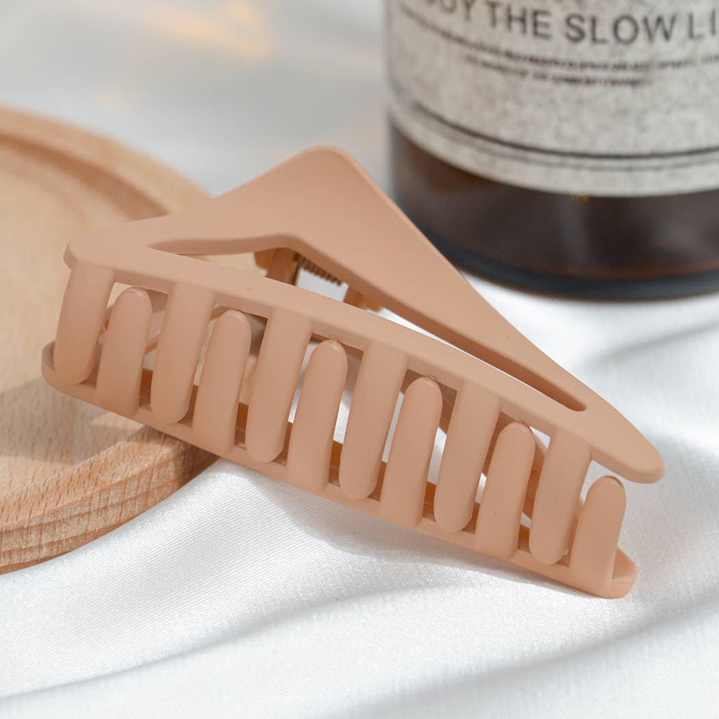 SoapElenGlen - Wholesale Hair Clip - Women's - French Geometric Hollow Triangle Hair Claw Clip15