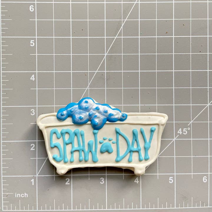 Lucky Biscuit Pet Bakery - Wholesale Pet Treats - Dog - Spaw Day Cookies