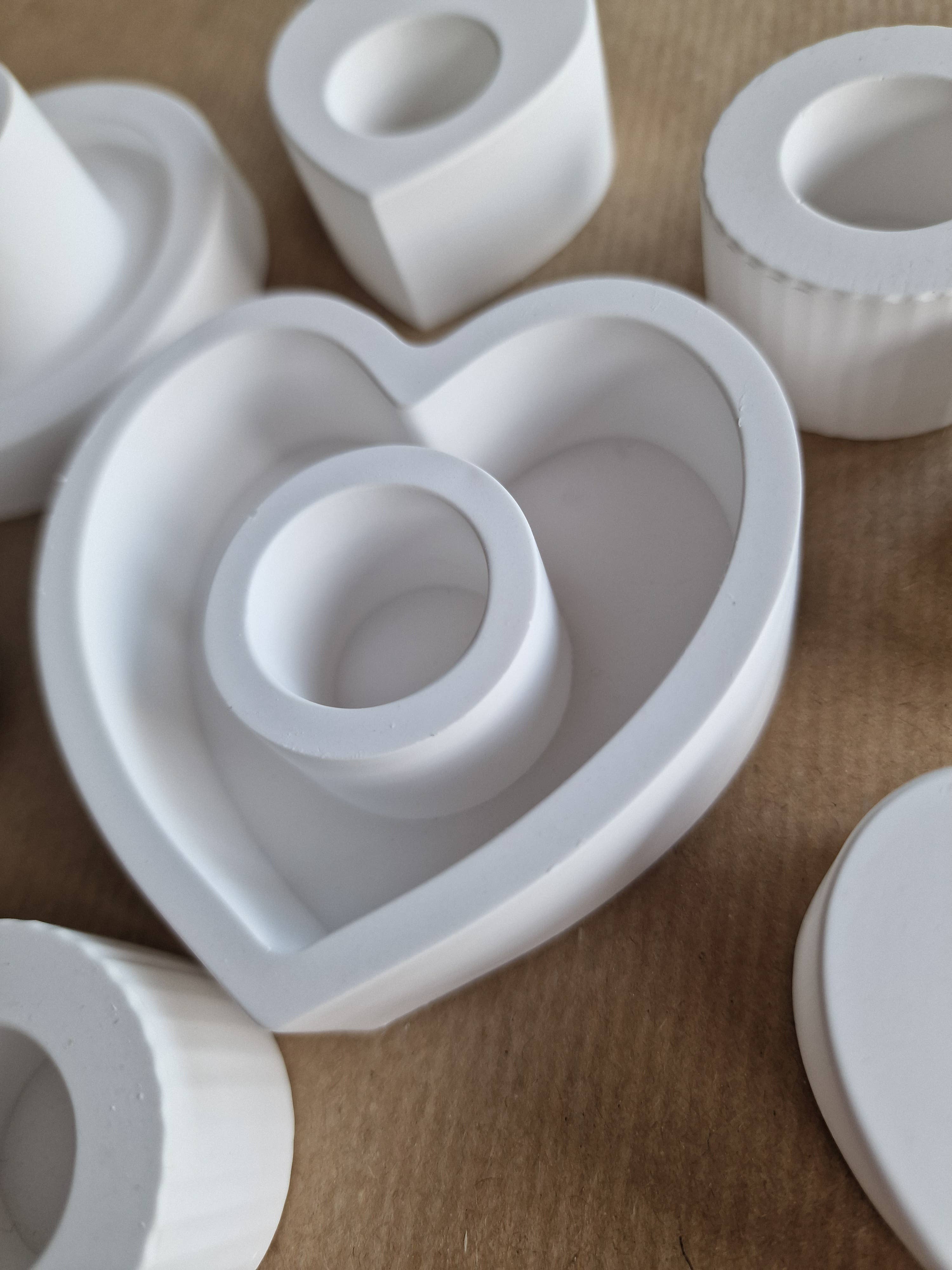 isaMi - Wholesale Candle Holder - Candlestick single | Heart & Round for short & long candles2